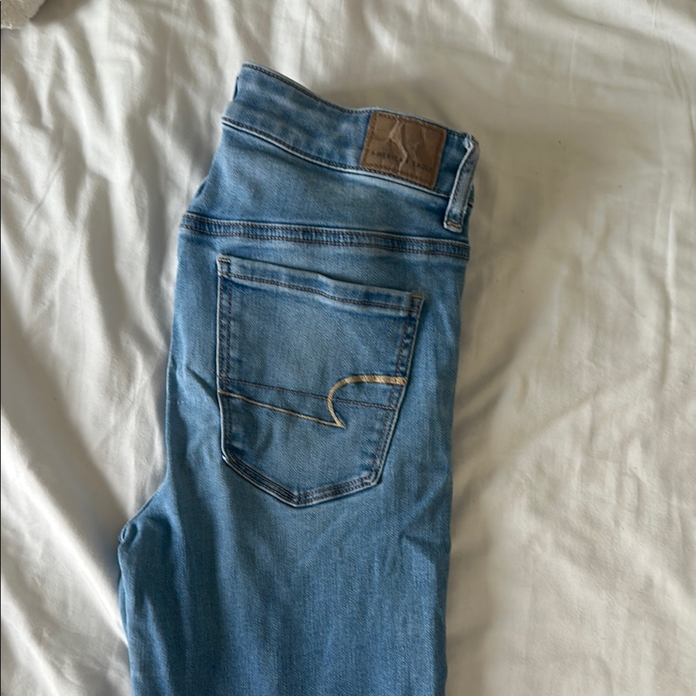 American Eagle Outfitters High Rise Blue Jeans